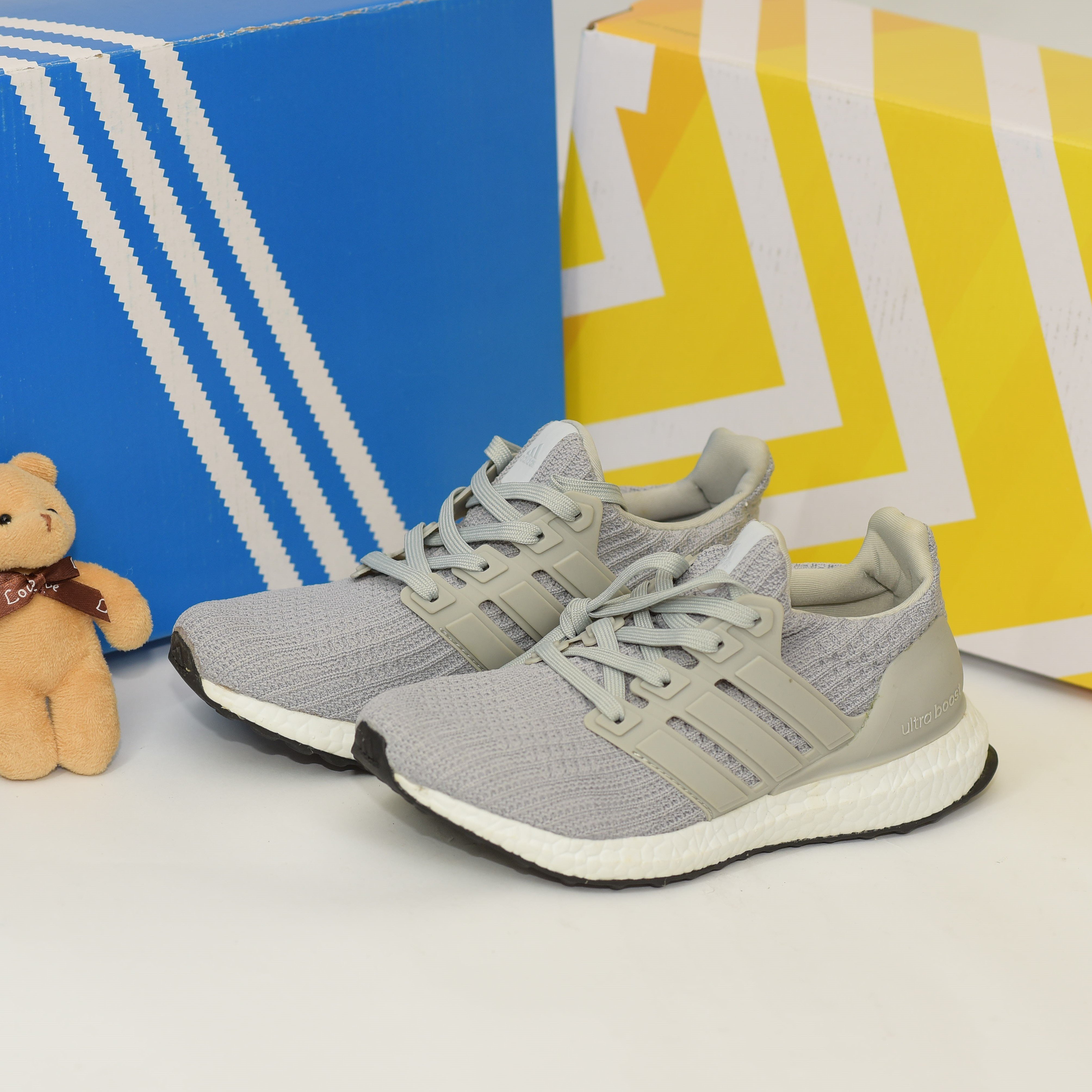 [Siêu Sale] Giày Sneaker Nam Nữ Ultraboost 4.0 Xám (Fullbox+ Tặng hộp bảo vệ box)