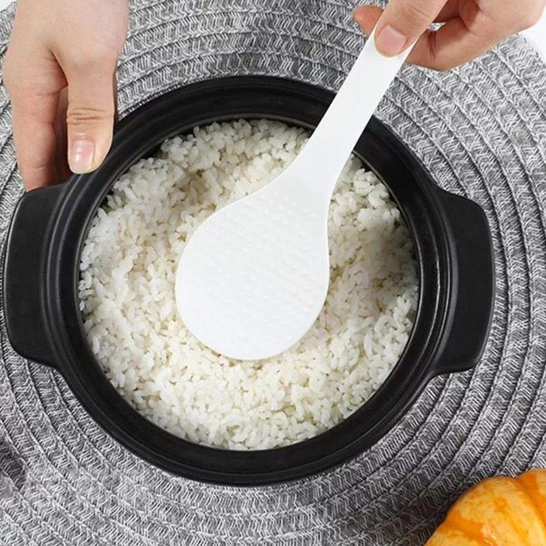 Vá cơm hạt chống dính