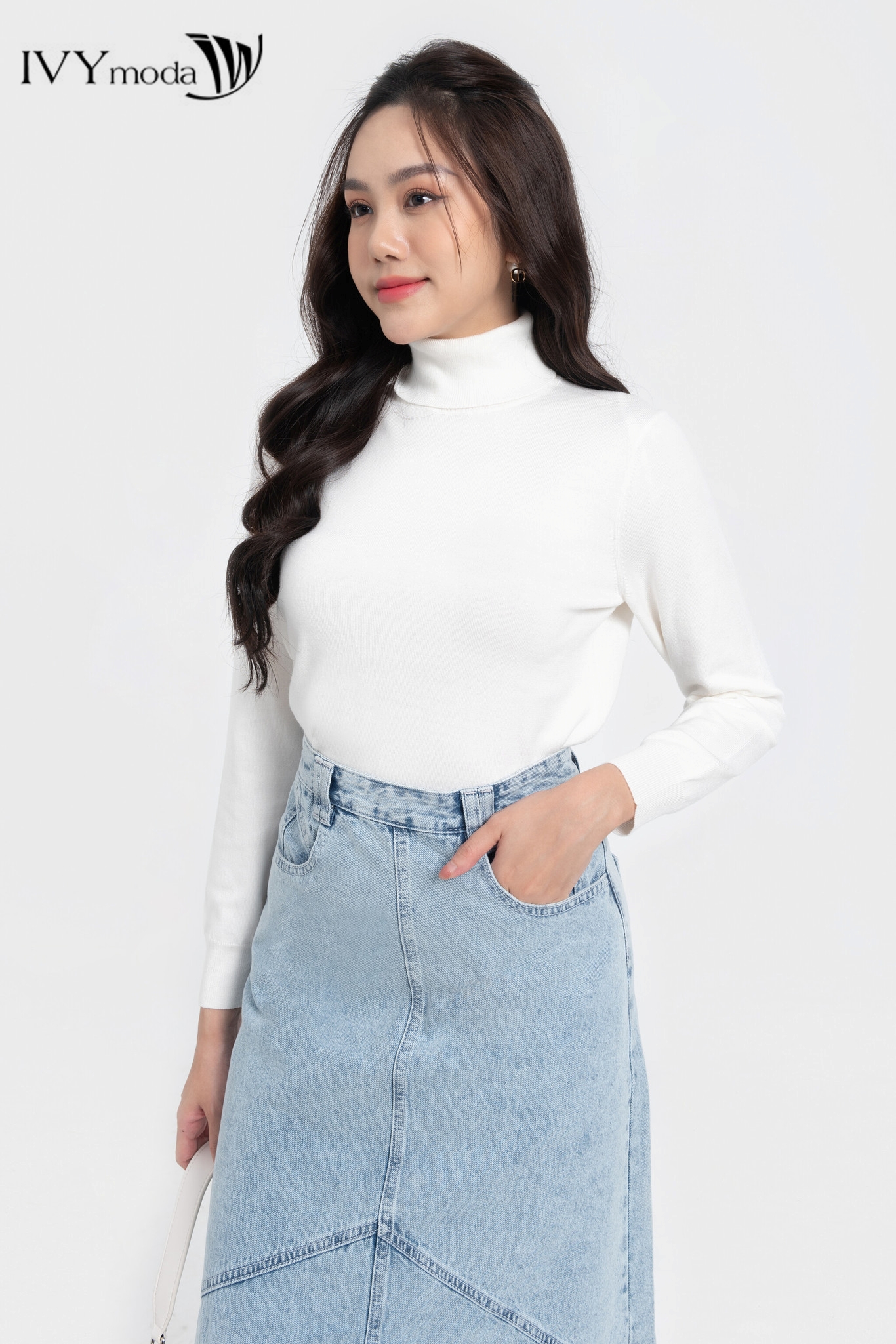Áo len nữ dài tay cổ lọ dáng basic IVY moda MS 58P0075