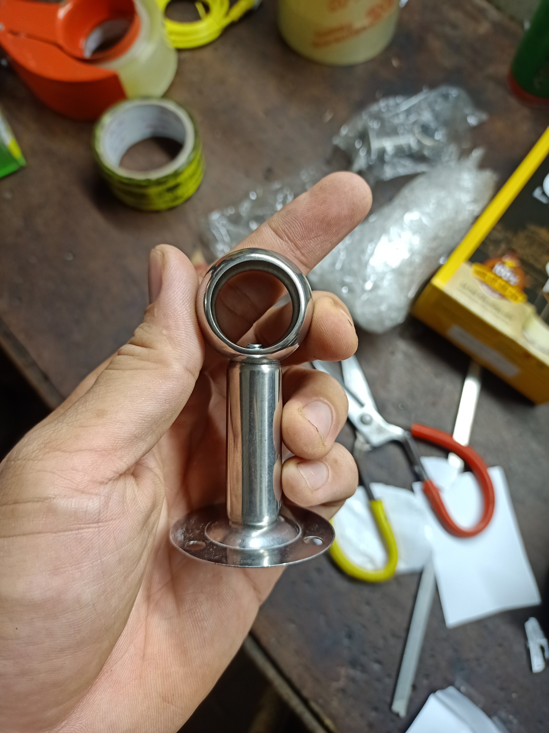 BÁT CỐC BẮT TƯỜNG TREO RÈM CỬA PHI 22 - PHI 25