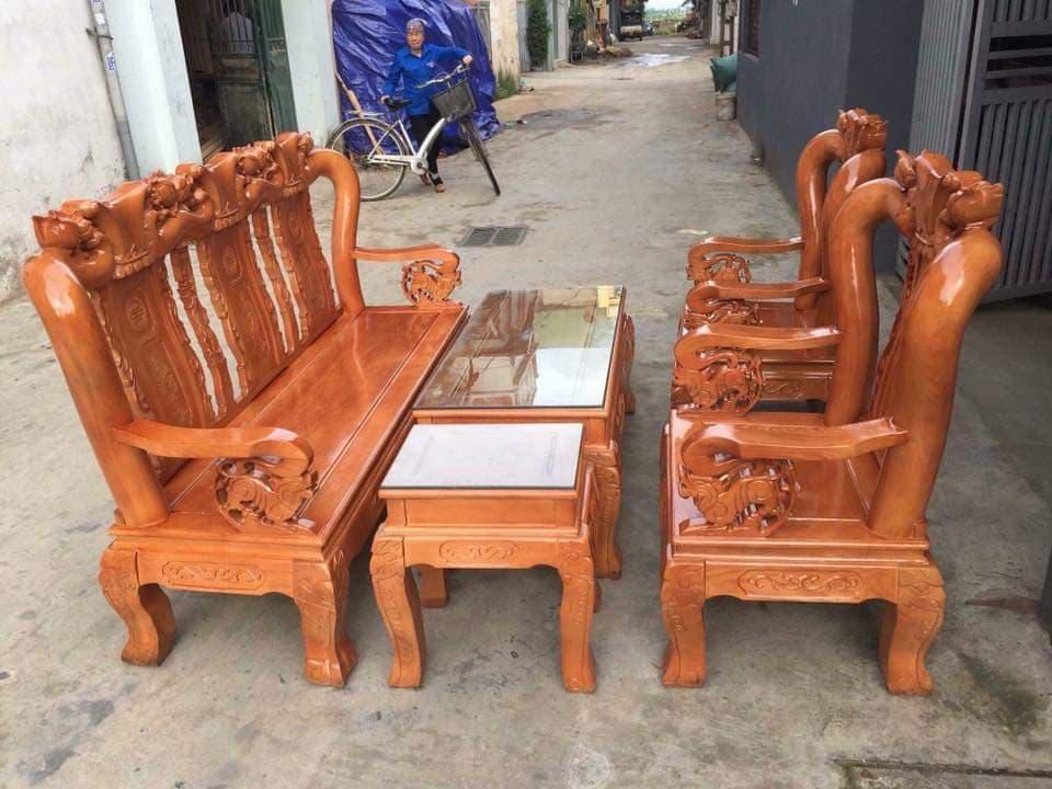 Minh Quoc table and chairs set of peach wood