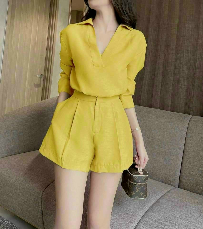 sét  đùi cổ v tay dài cực xinh