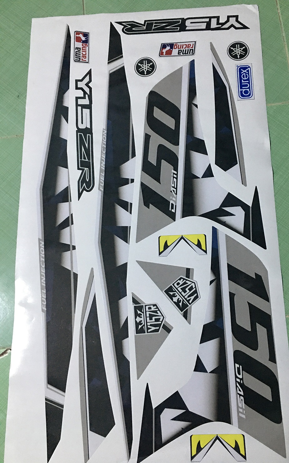 Tem exciter 150 bạc đen Y15ZR