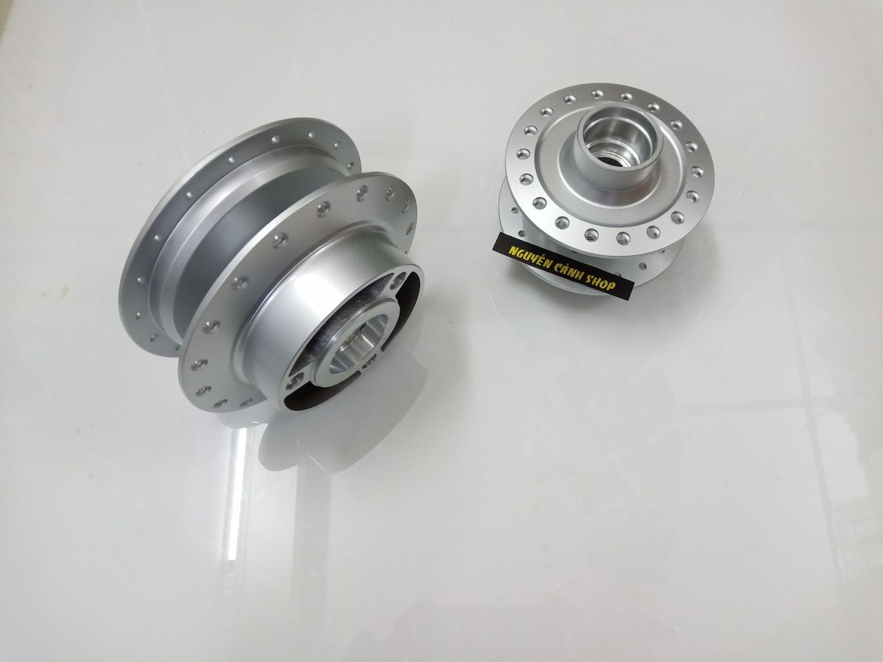 Cặp đùm xe raider 150 cả trước sau màu bạc