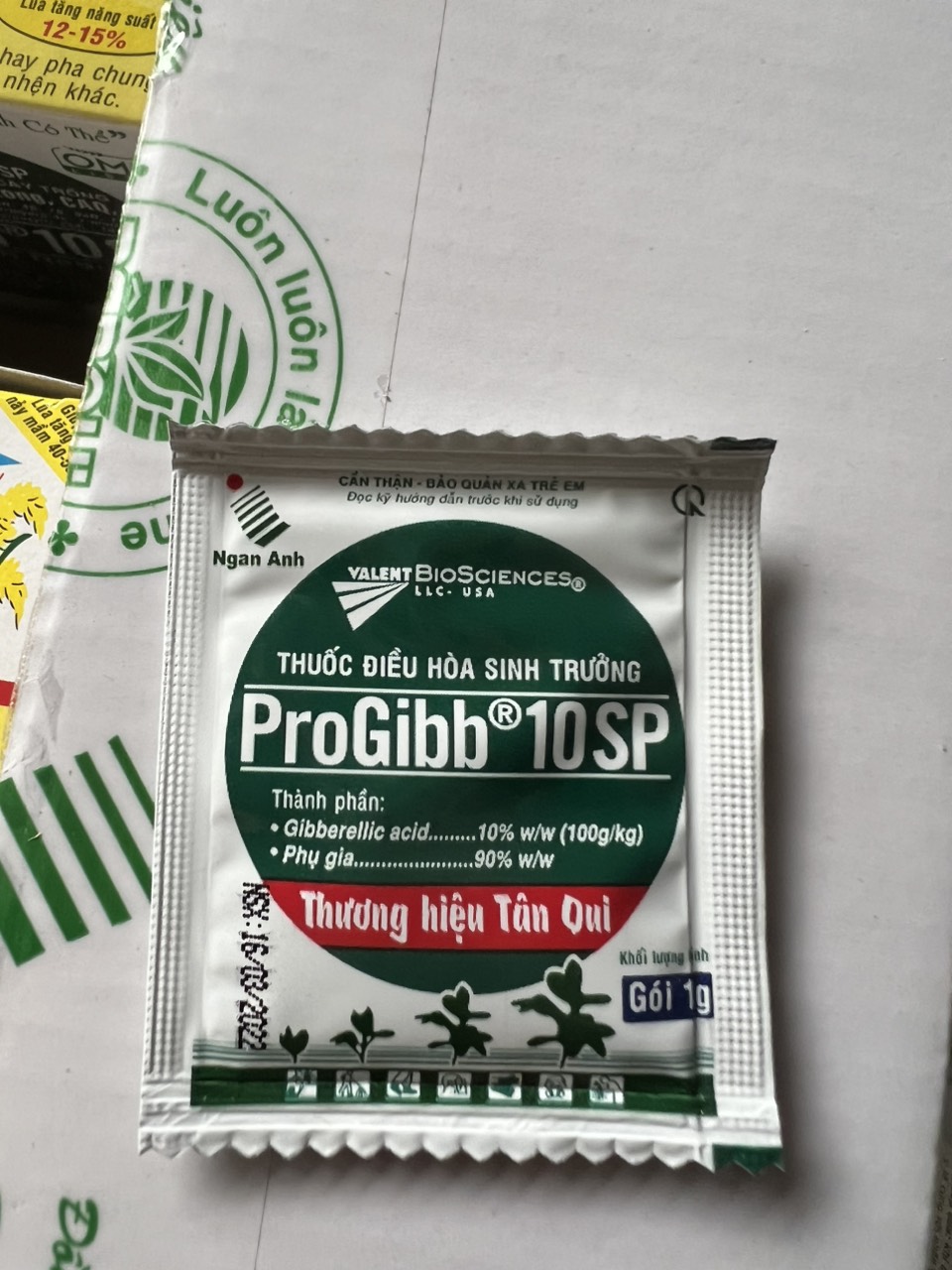 Phân bón lá kích thích tăng trưởng ProGibb 10SP (GA3 gói 1gr)