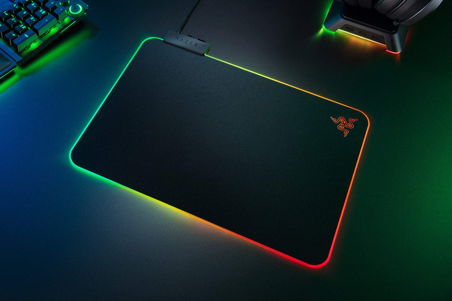 Razer Firefly V2 Gaming Mousepad
