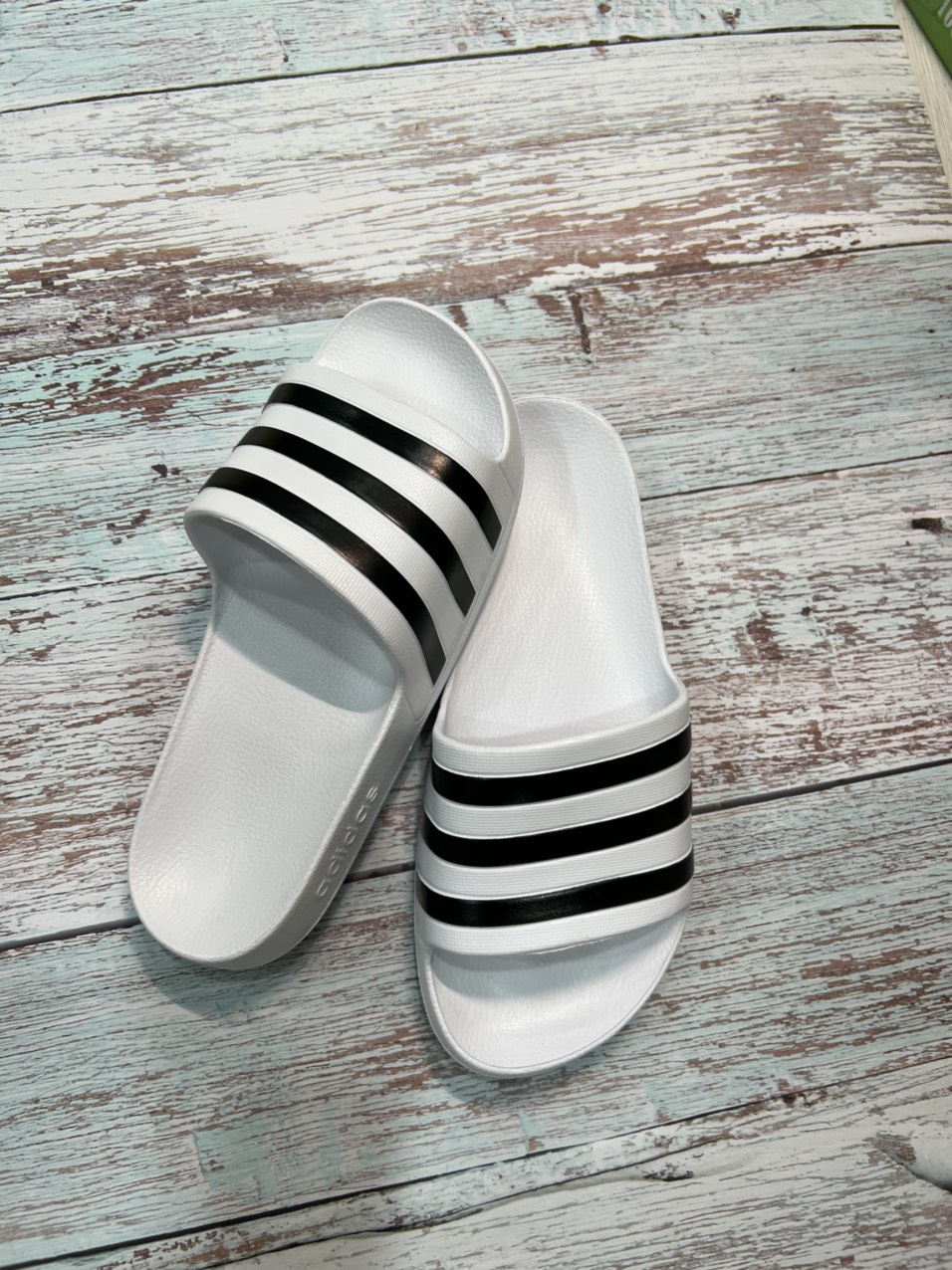 Dép 3 sọc Adi, Nhẹ, êm và dễ chịu size 39-42