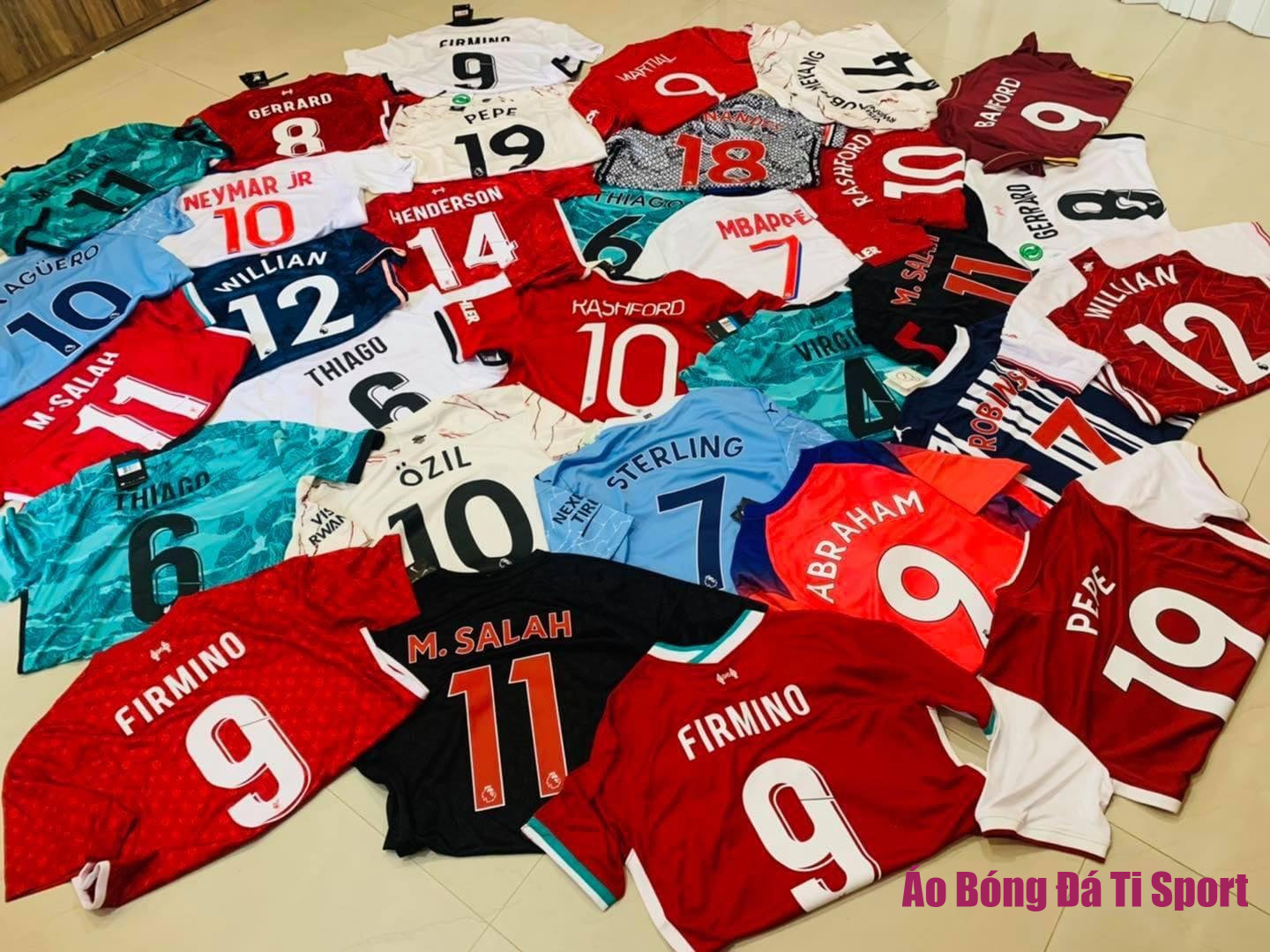 Áo QUẦN BÓNG ĐÁ CLB REAL MADRID - VẢITHUN CAO CẤP