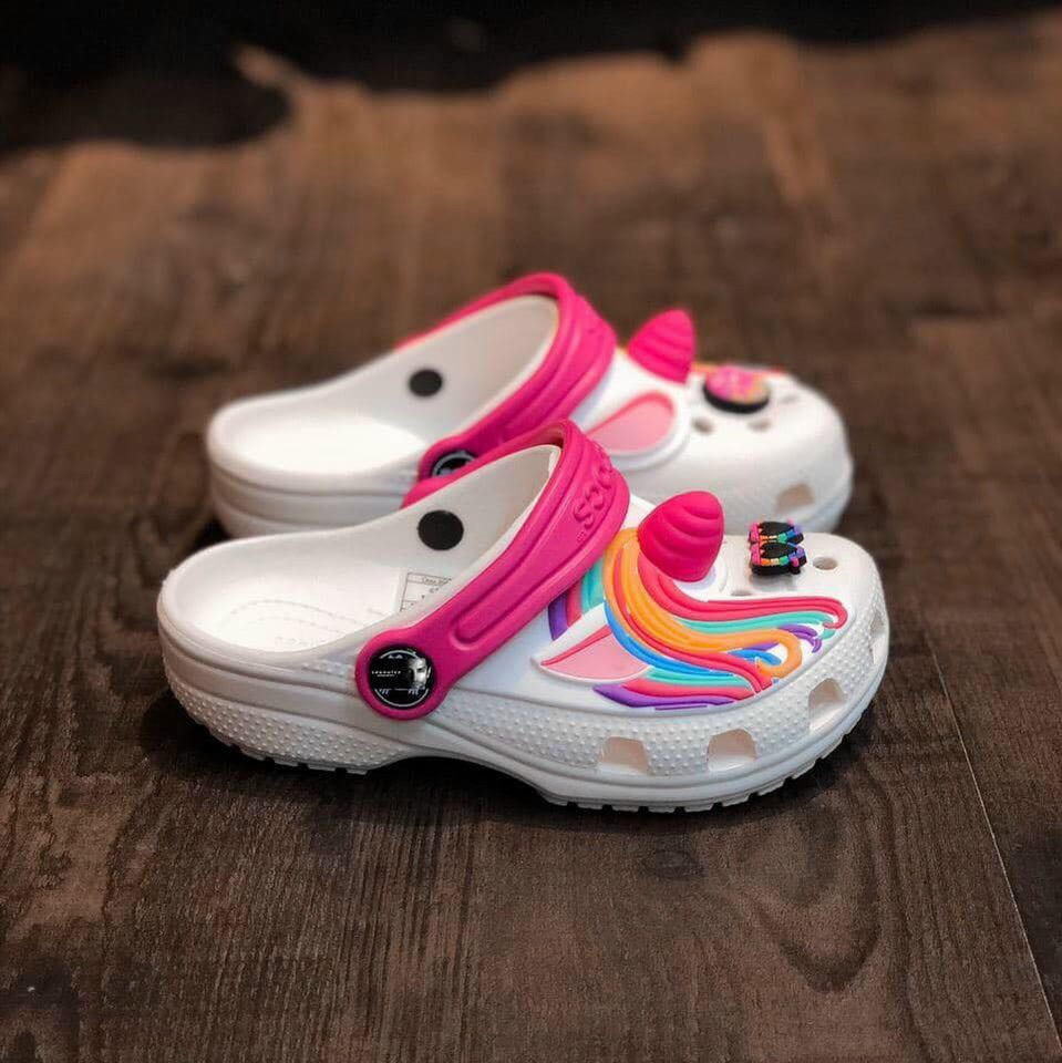 SỤC TRẺ EM CROCS-HÌNH UNICORN SỪNG