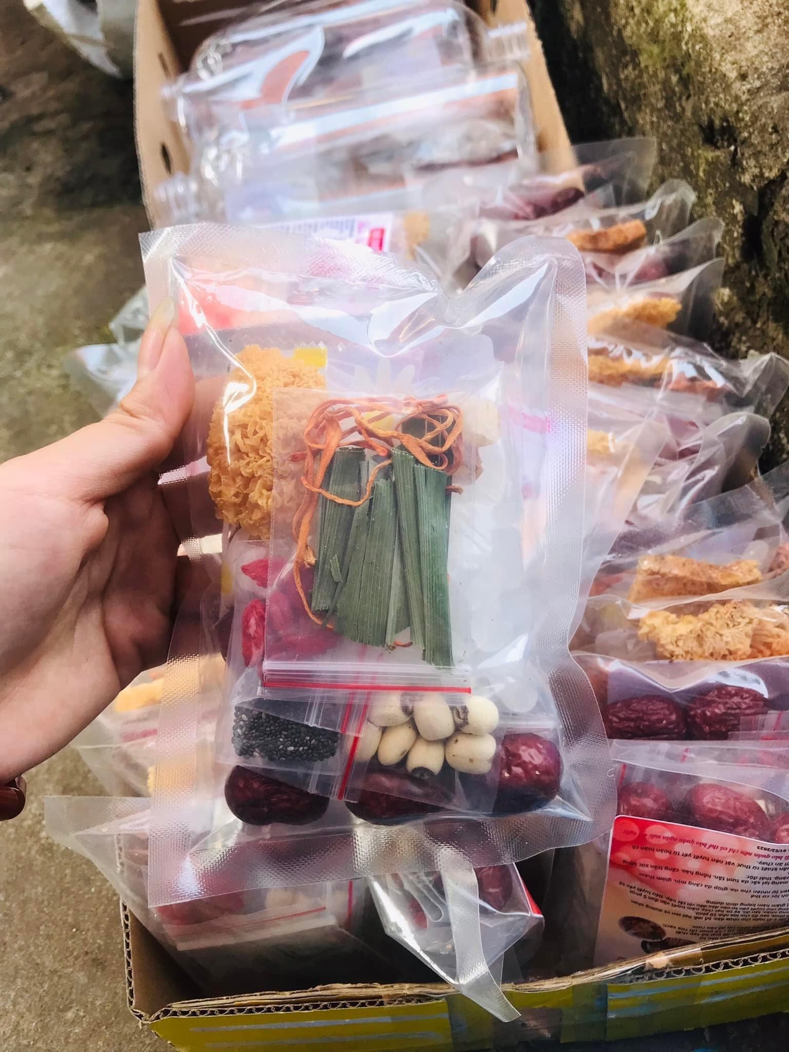 Chè dưỡng nhan 13 vị
