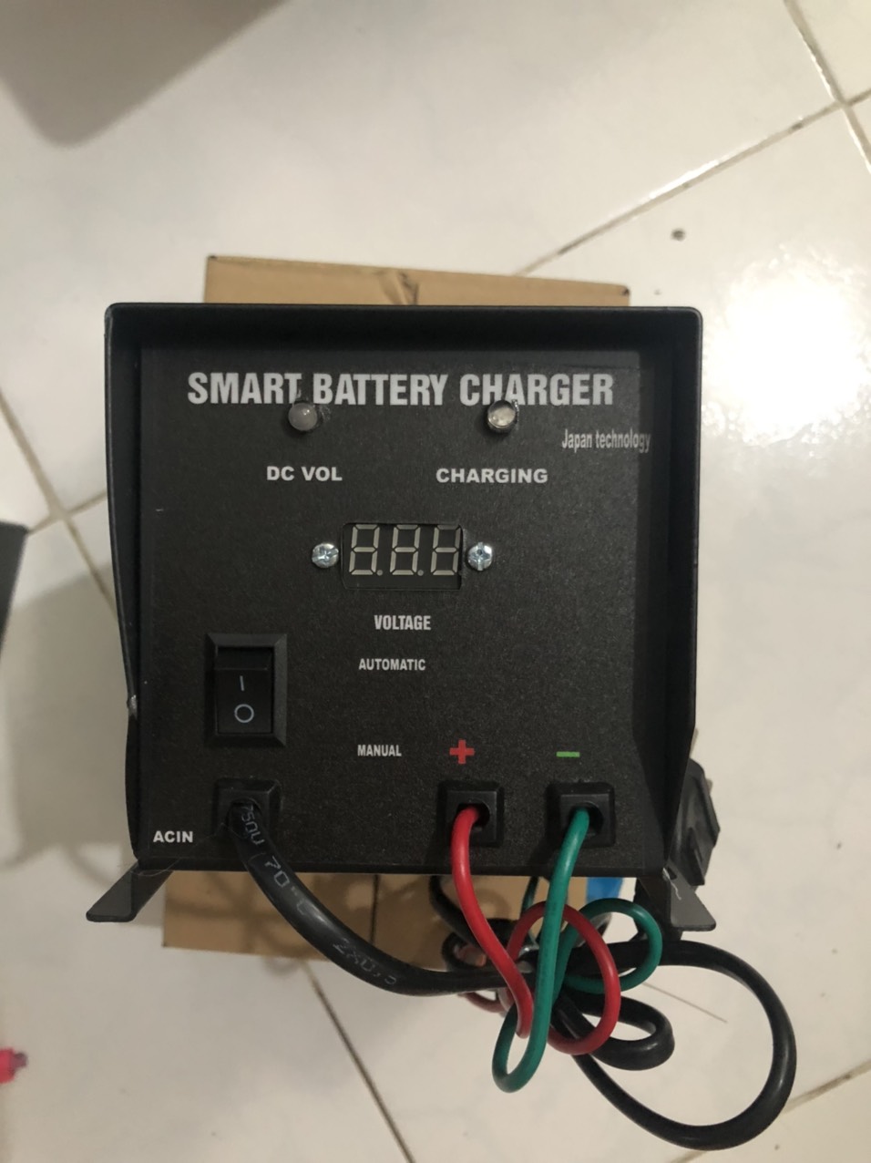 Sạc ắc quy tự ngắt SANYO 24V-200ah