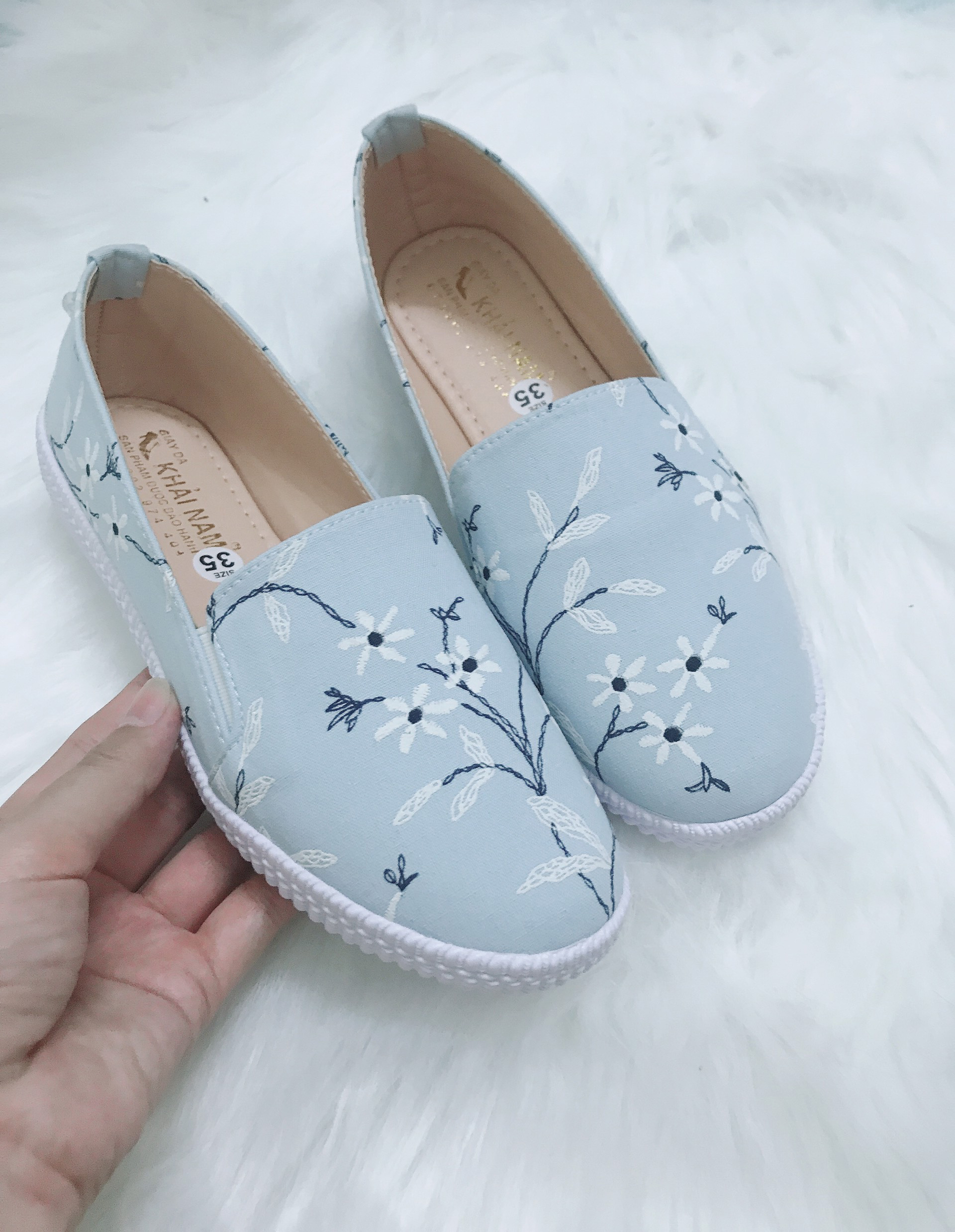 GIÀY LƯỜI HỌA TIẾT HOA XANH