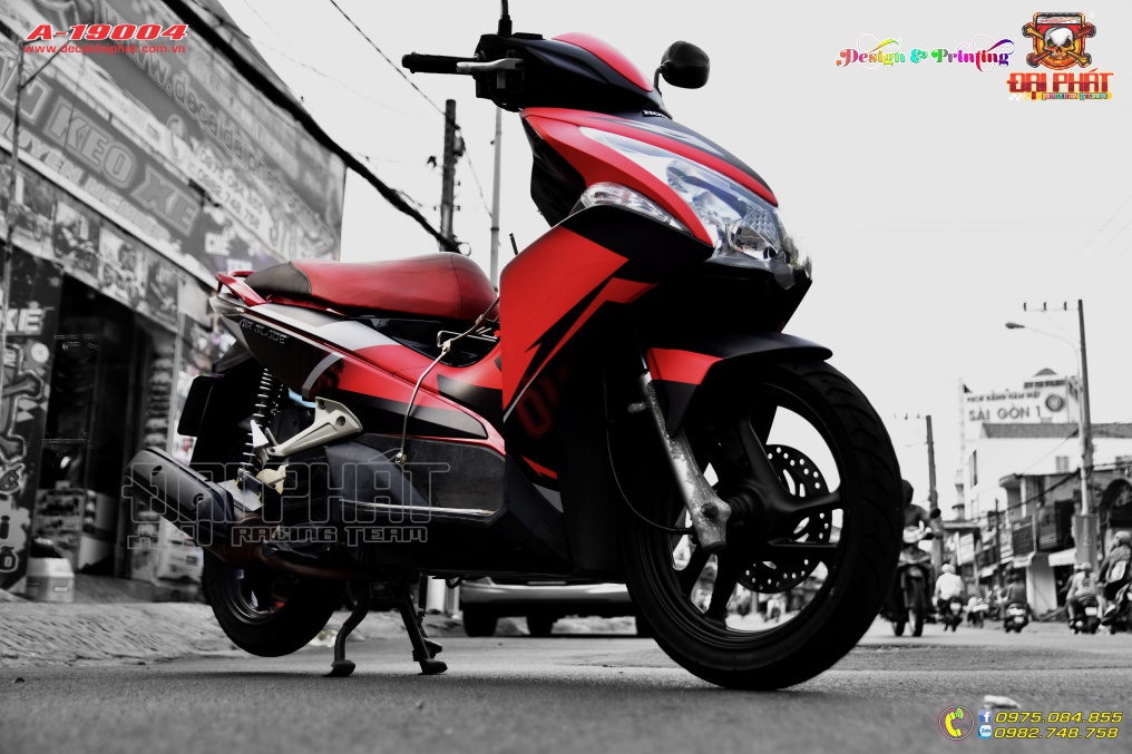 Tem Trùm Xe Air Blade 2011 Đỏ Đen Nhám