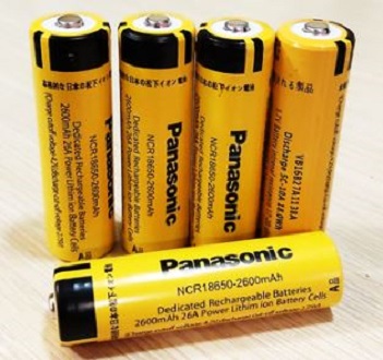 PIN SẠC 18650 3V7 PANASONIC VÀNG