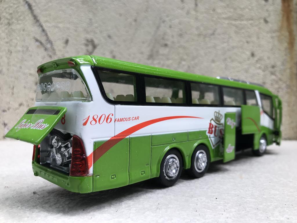 Mô hình xe Khách Universe 47 chổ ngồi
