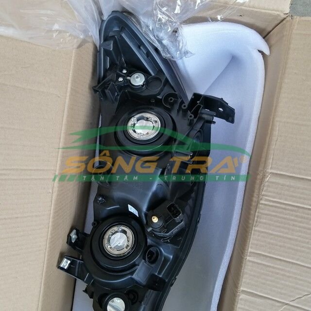 ĐÈN PHA/ ĐÈN LÁI HONDA CIVIC 2007 BÊN PHỤ (LƠ)