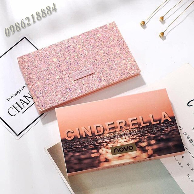 Bảng phấn mắt Novo Cinderella 18 màu CNV15