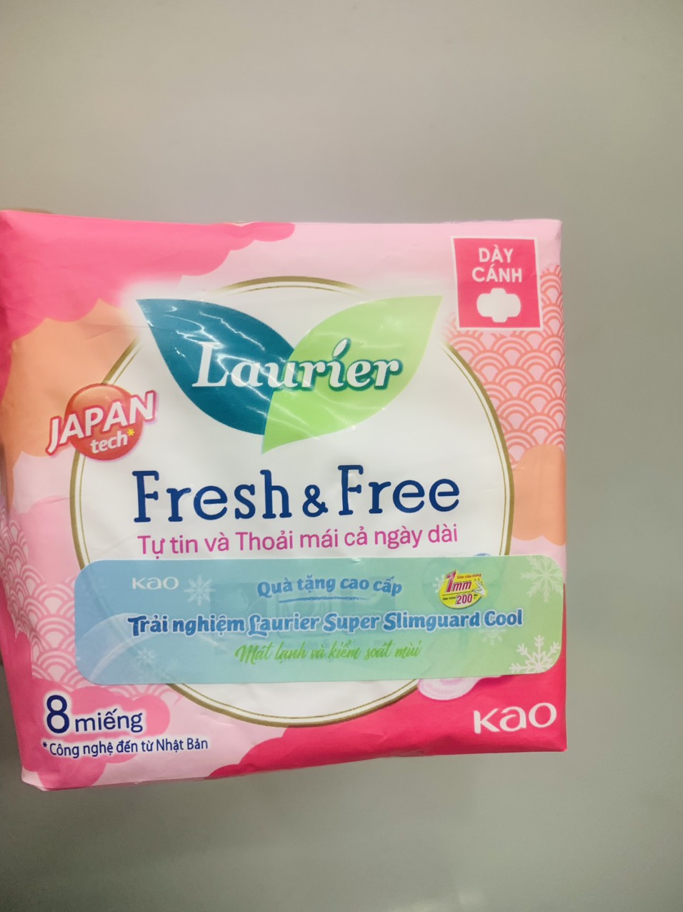 (combo 5 gói ) Băng vệ sinh Laurier Fresh and Free siêu thấm có cánh 8 miếng ( CẬP NHẬT MẪU MỚI 2023)