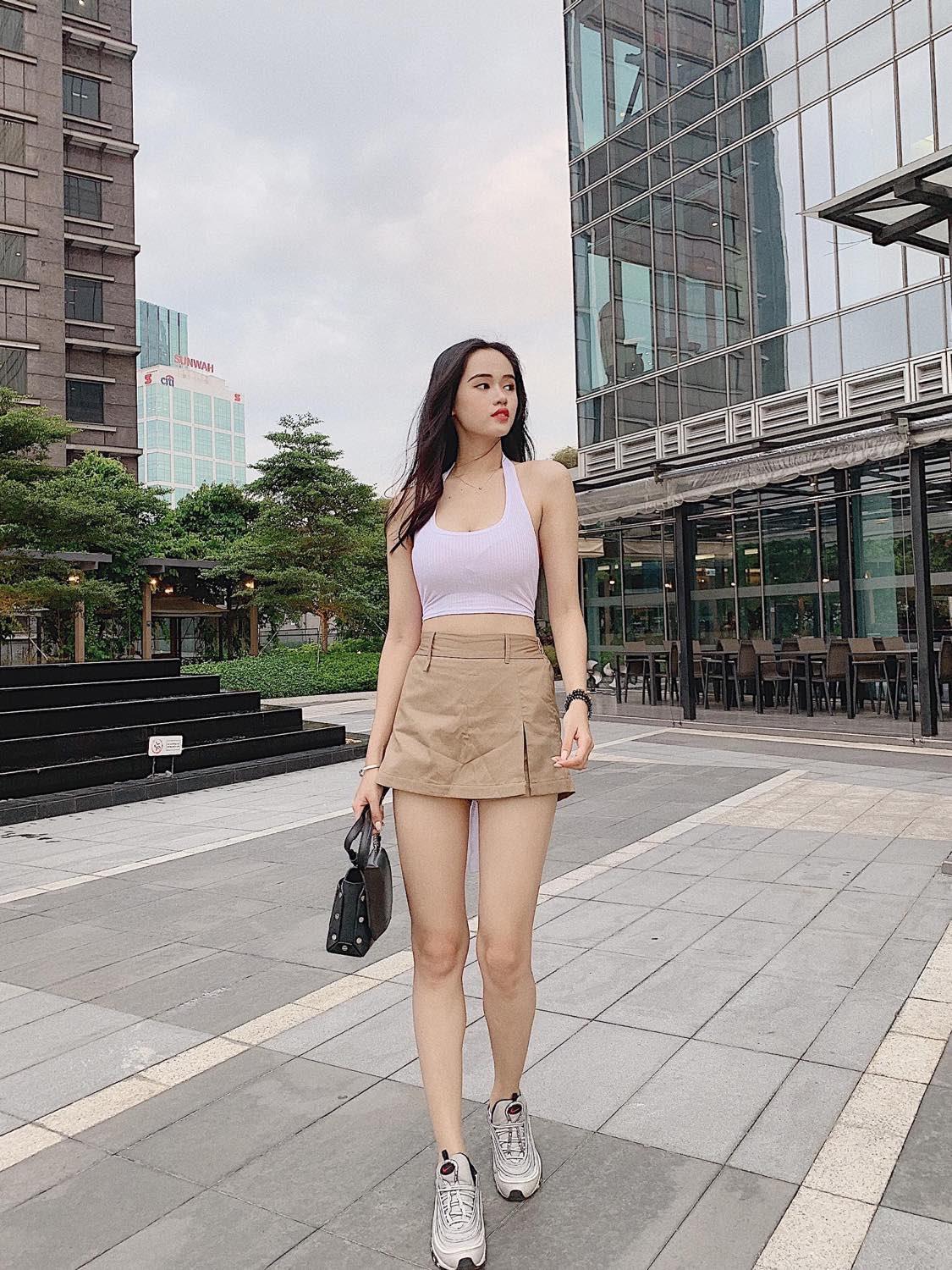 Áo croptop cột eo