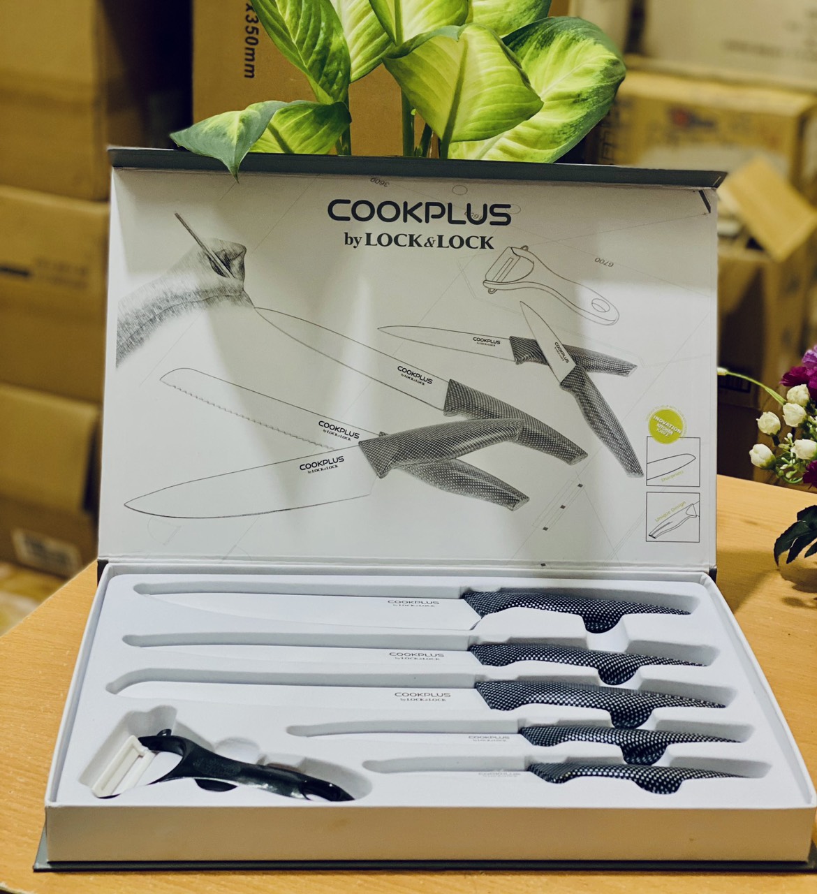 Bộ 5 dao phủ sứ Lock&lock Cookplus CKK101S01 (Tặng dụng cụ gọt củ quả)