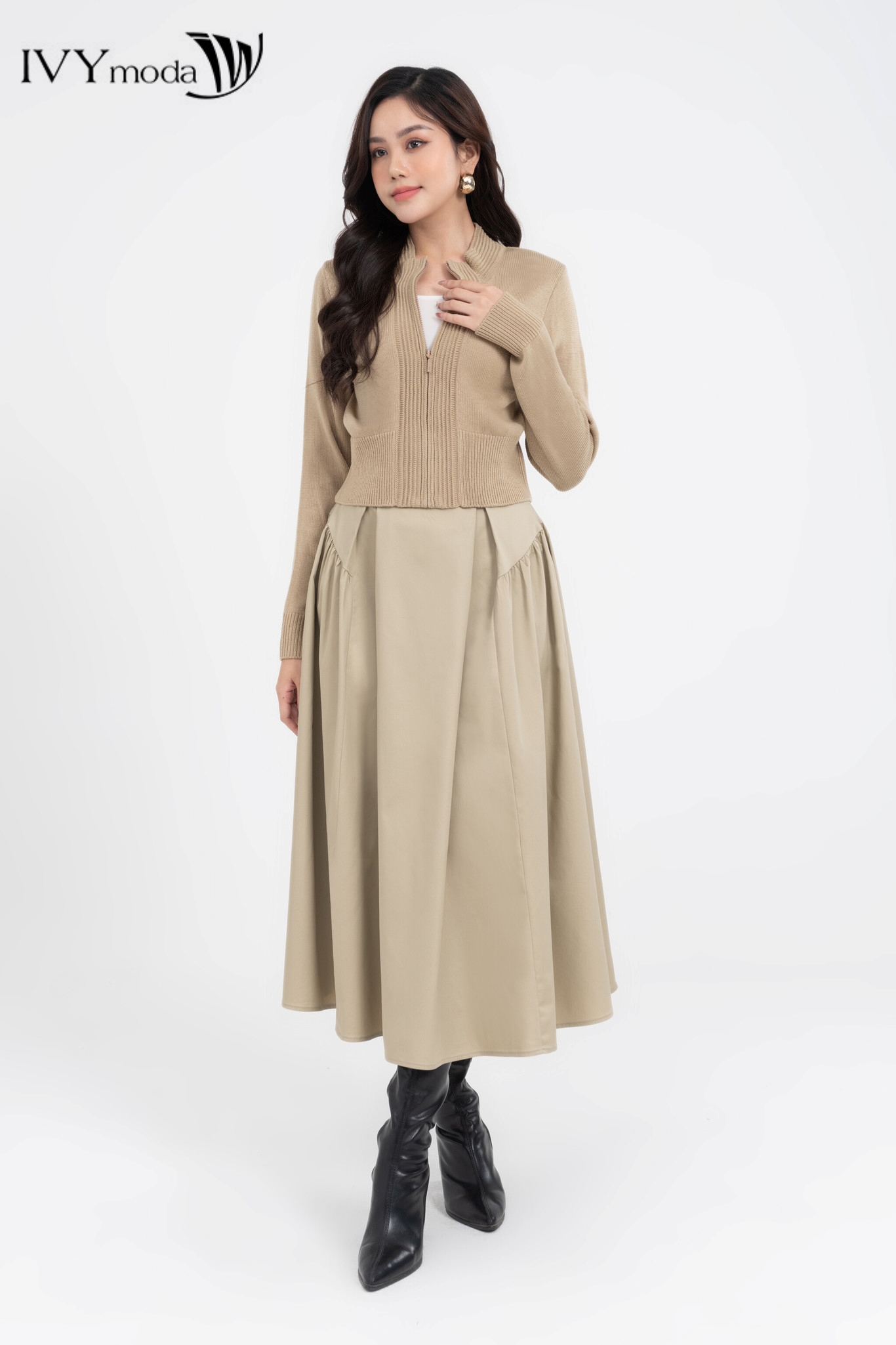 Chân váy khaki dáng xòe ivy moda 30m8113