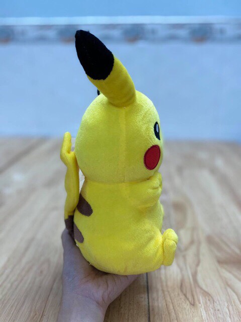 Gấu bông Pikachu 23cm