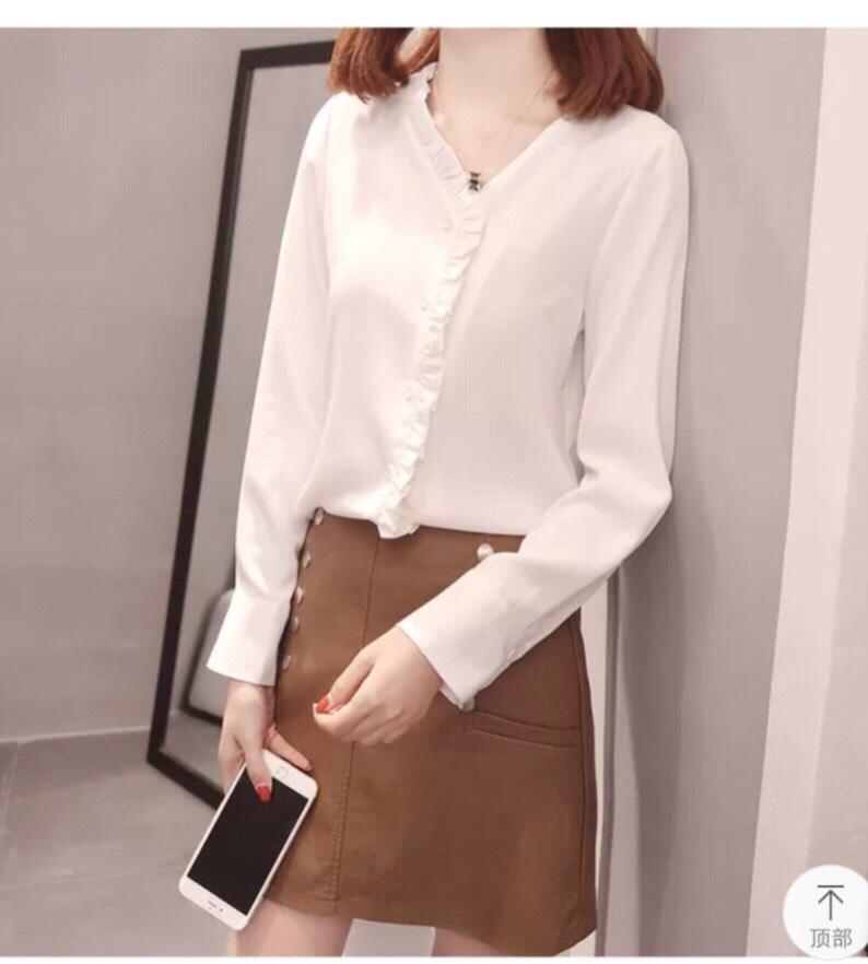 Áo Sơmi Voan Không Cổ Phối Viền Bèo Một Bên Cách Tân TTSL0222