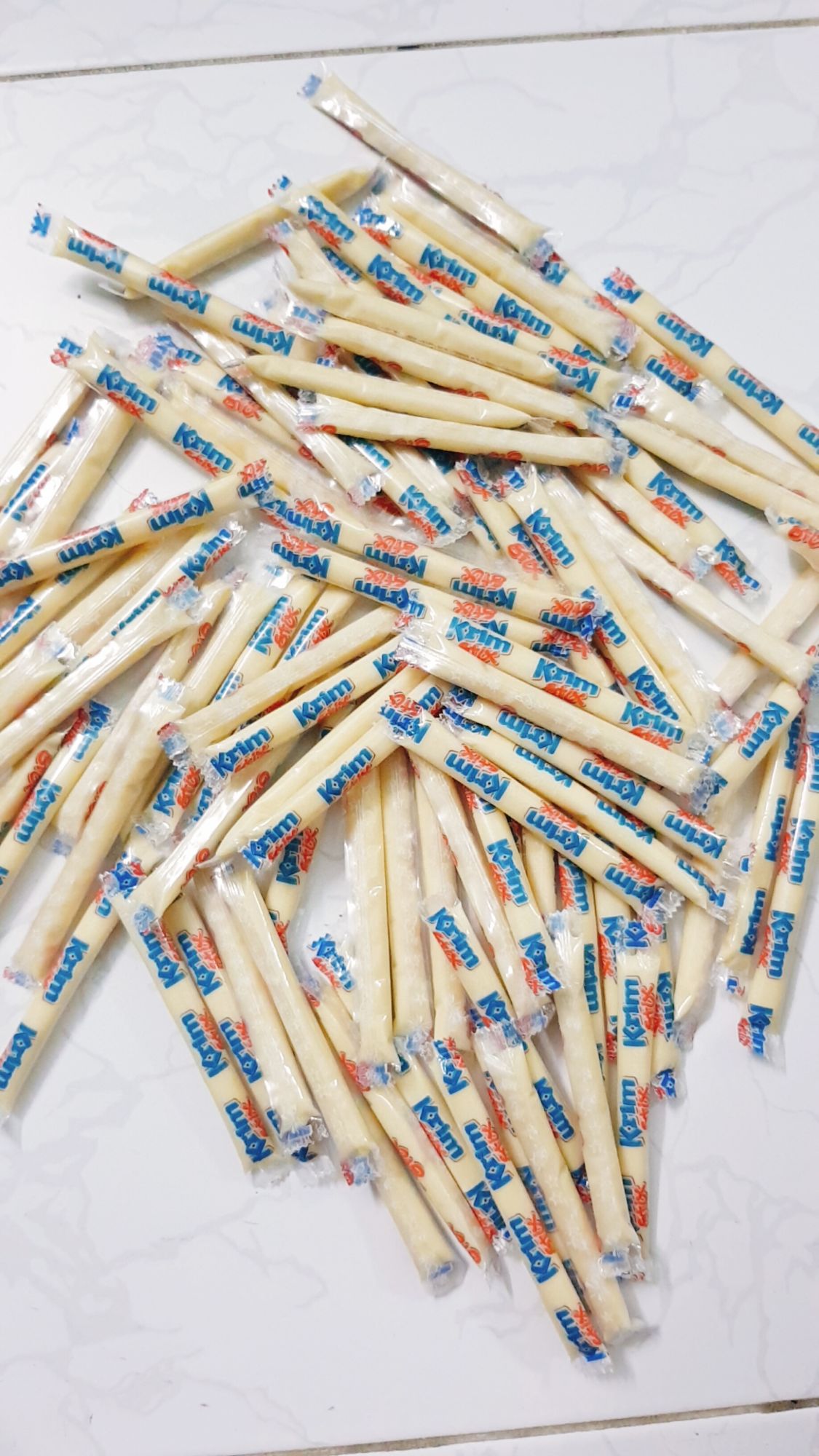[HCM]Sữa Krim Stix HSD 10/2025 1 hộp 100 que