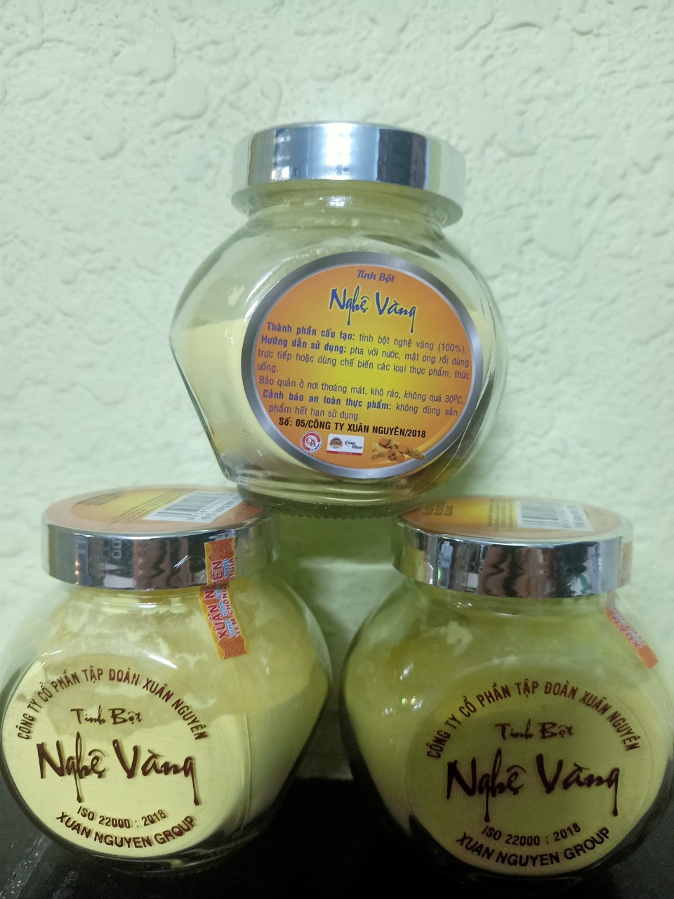 1 Lọ 75gr hoặc 160gr Tinh Bột nghệ vàng Xuân nguyên dùng pha nước mật ong uống trực tiếp hoặc làm mặt nạ làm đẹp da