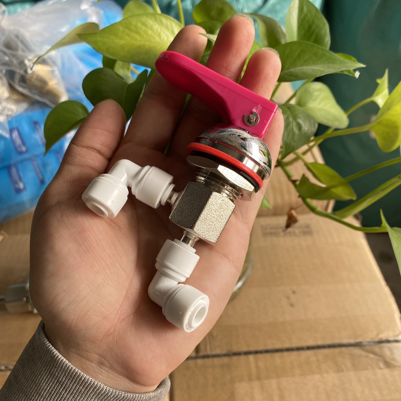 Van khóa lật  máy lọc nước nóng lạnh
