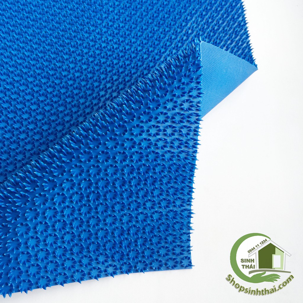 Thảm nhựa gai hoa cúc màu xanh dương - chống trơn trượt - [50cm x khổ 90cm] - cắt liền thành 1 tấm lớn