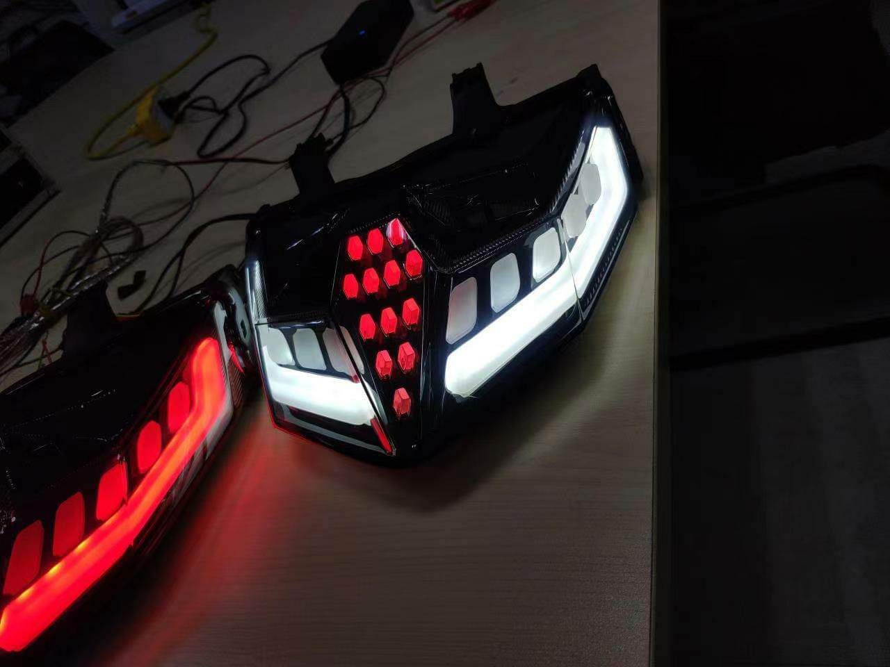 ĐUÔI ĐÈN SHARK GẮN CHO XE VARIO