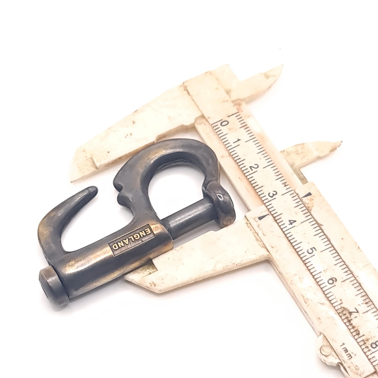 Móc khóa đồng Anh size lớn