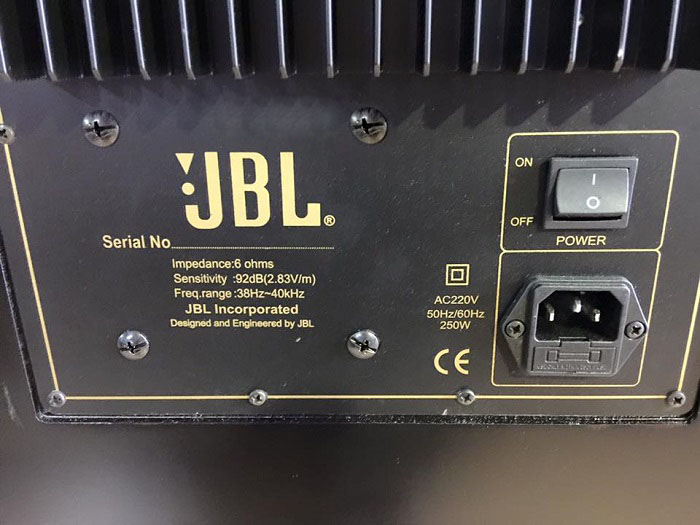 [HCM]Loa Sub JBL 835 II