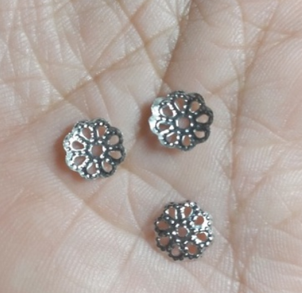 10/20/50 ĐẾ HOA ỐP HẠT size 8mm màu bạc