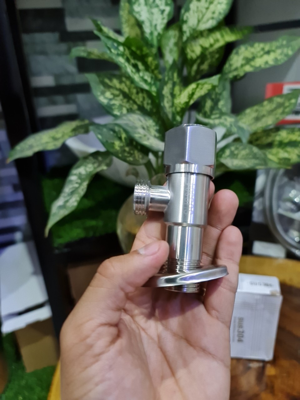 Van chia nước Van F khoá inox 304