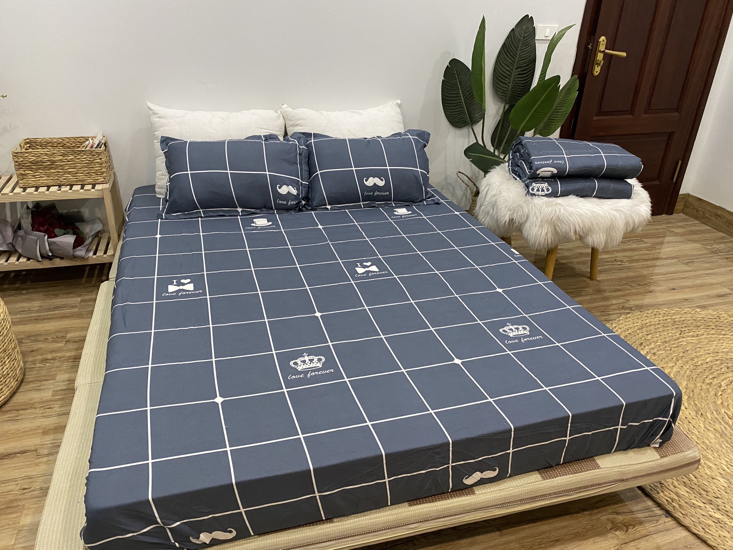 Bộ Chăn Ga Gối Cotton Poly - Kẻ Dâu ( 3 Món , 4 Món , 5 Món ) Tiệm Nhà Cá
