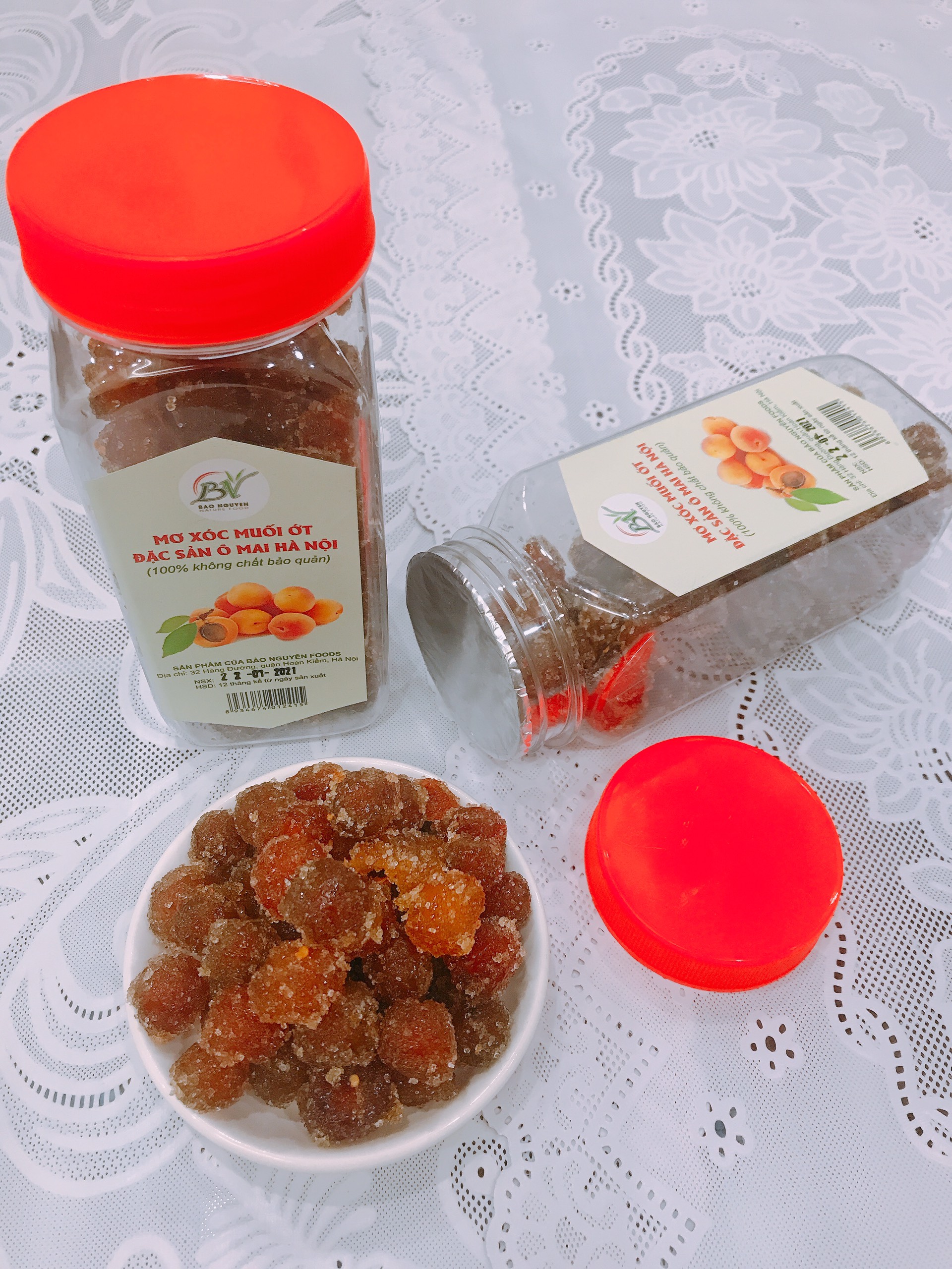 Hộp 400gr Mơ sấy xốc muối ớt (VIETFOOD)