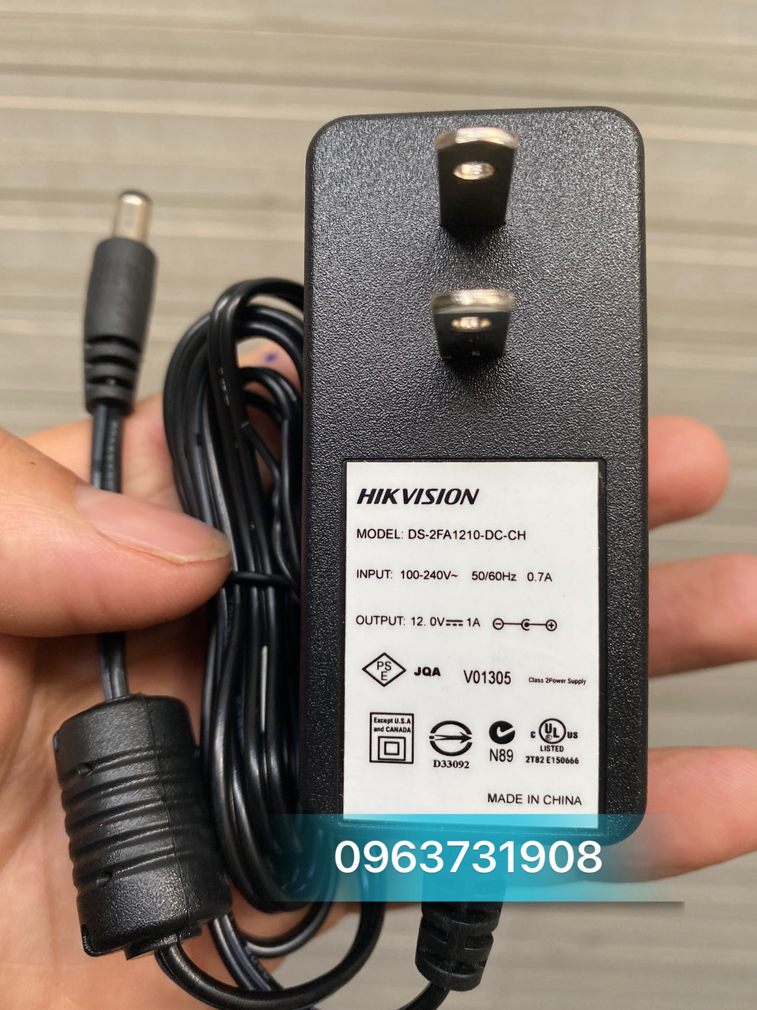 Bộ nguồn cho mắt camera Hikvison 12V