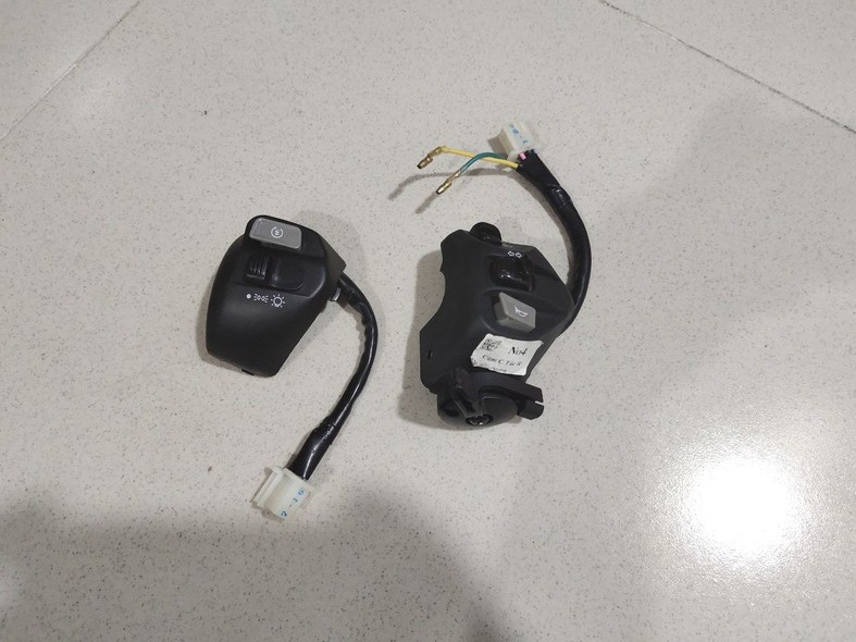 Cặp cùm xe novo 4 xe novo LX
