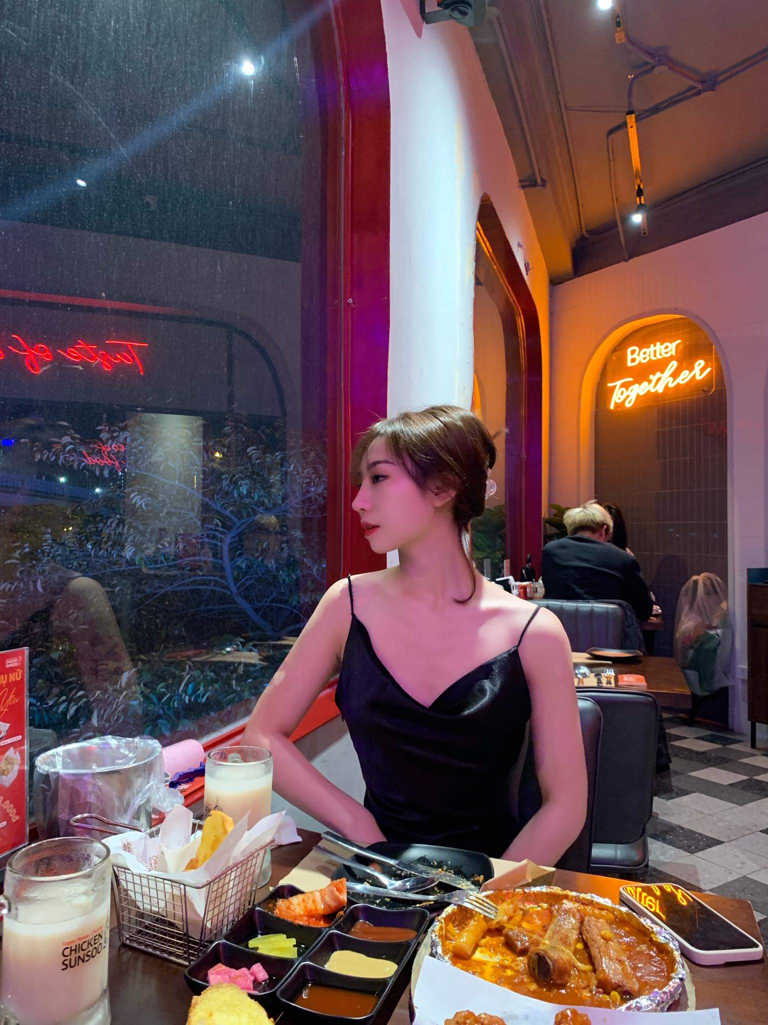 Đầm Lụa Cổ Đỗ Ngắn
