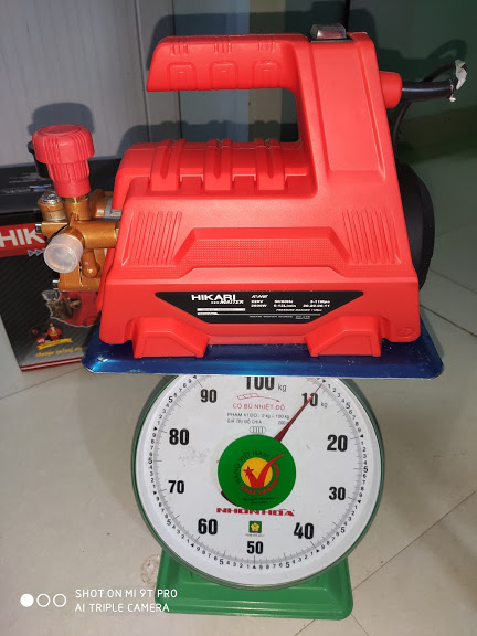 Máy rửa xe Hikari K-H6  Madein Thái Lan, có chiết áp, công xuất 2600W. dây đồng chịu nhiệt độ.