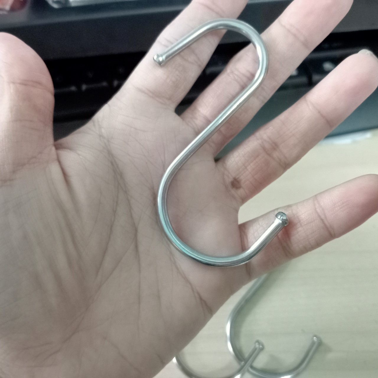 Combo 8 Móc treo đồ chữ S