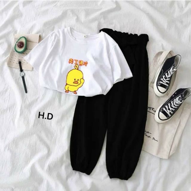 Sét áo phông gà con + quần bom. Áo thun nam nữ, quần kaki, quần nữ, sét bộ mặc ở nhà, áo thun tay dài, quần jean ống rộng