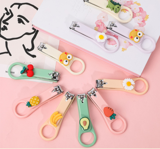 Sét 2 bấm móng tay cute (màu ngẫu nhiên)