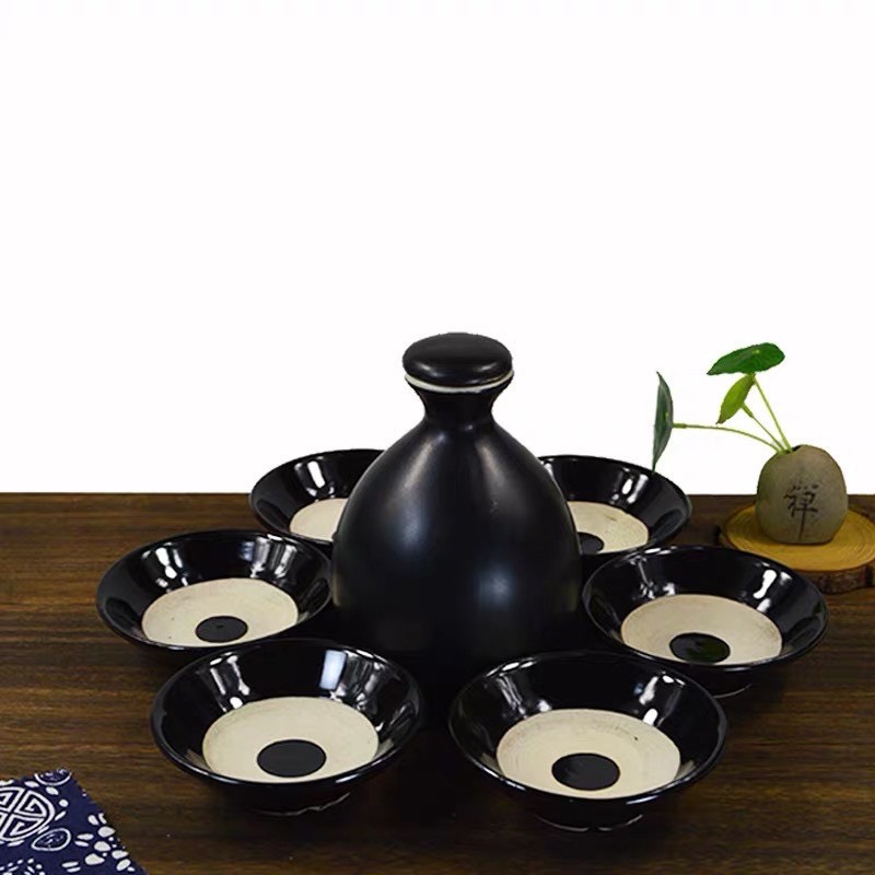 Bình ruou cổ trang