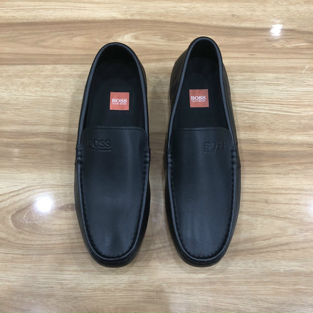 Hugo boost  về hàng  Nam size 39——-44
