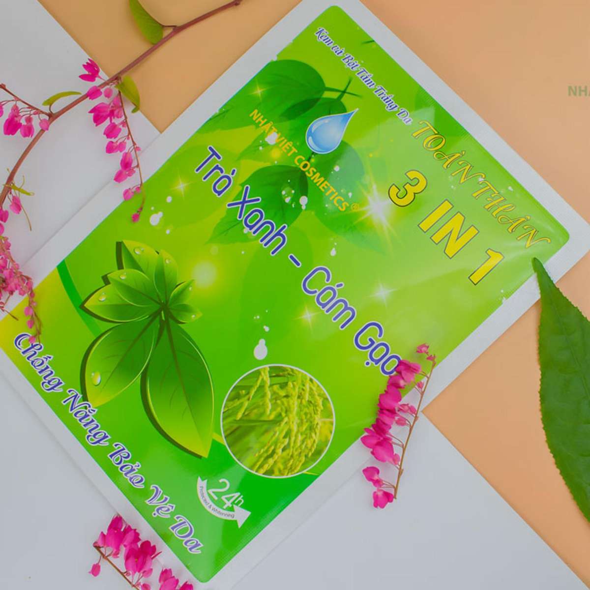 [HCM]Kem và bột tắm trắng toàn thân Trà Xanh - Cám Gạo (120g)