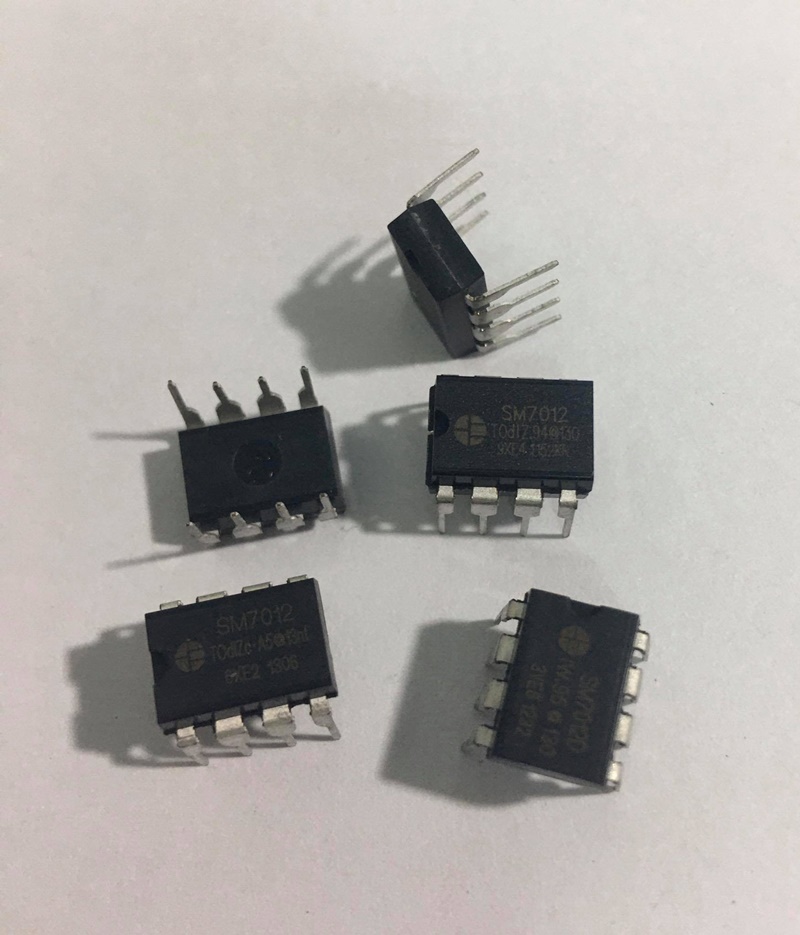 IC nguồn SM7012 mới 100%