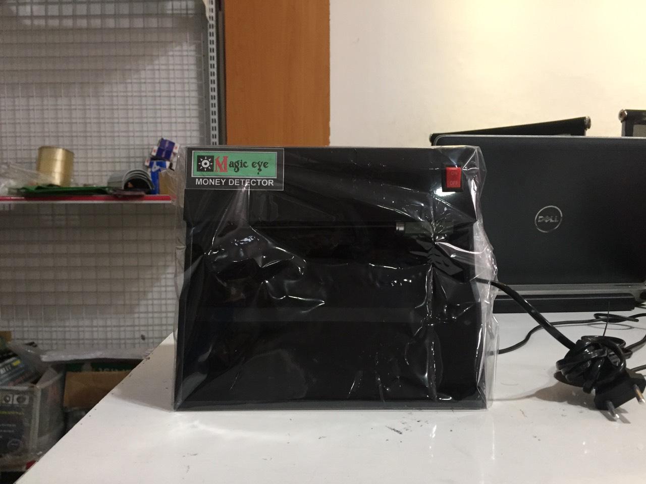 Máy soi tiền giả uv-402